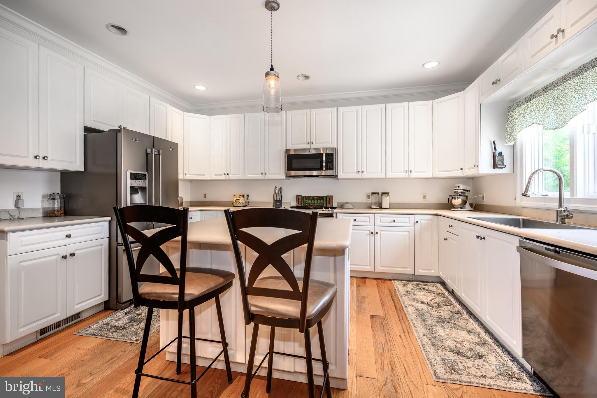 1009 S WASHINGTON STREET