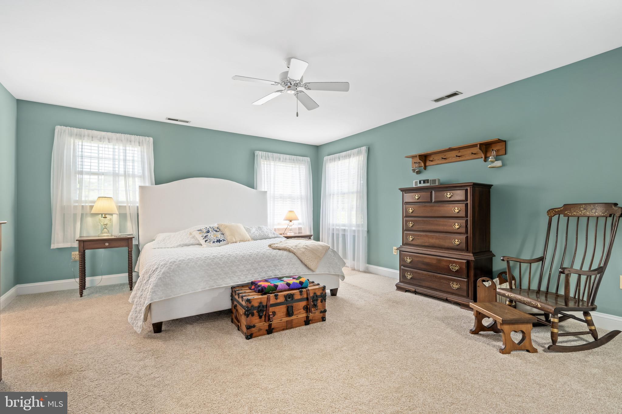 1009 S WASHINGTON STREET