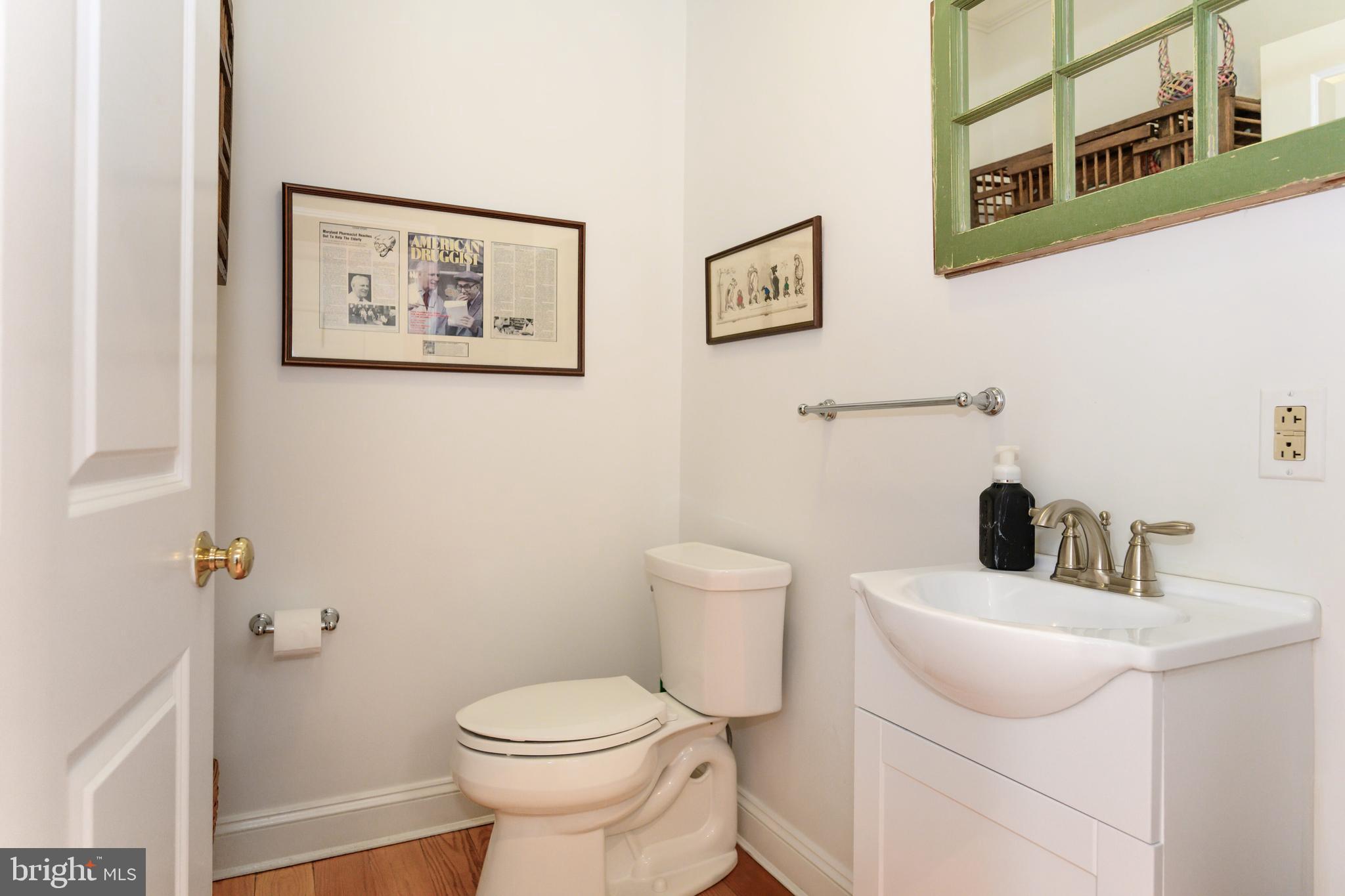 1009 S WASHINGTON STREET