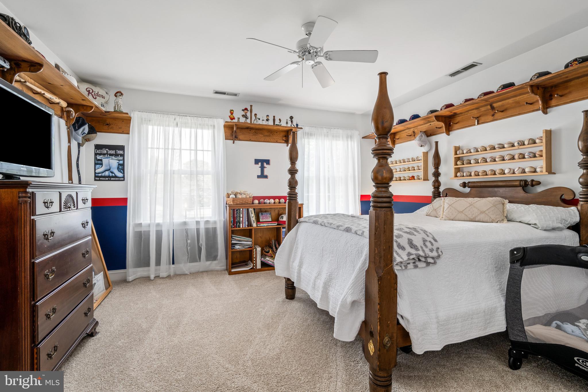 1009 S WASHINGTON STREET