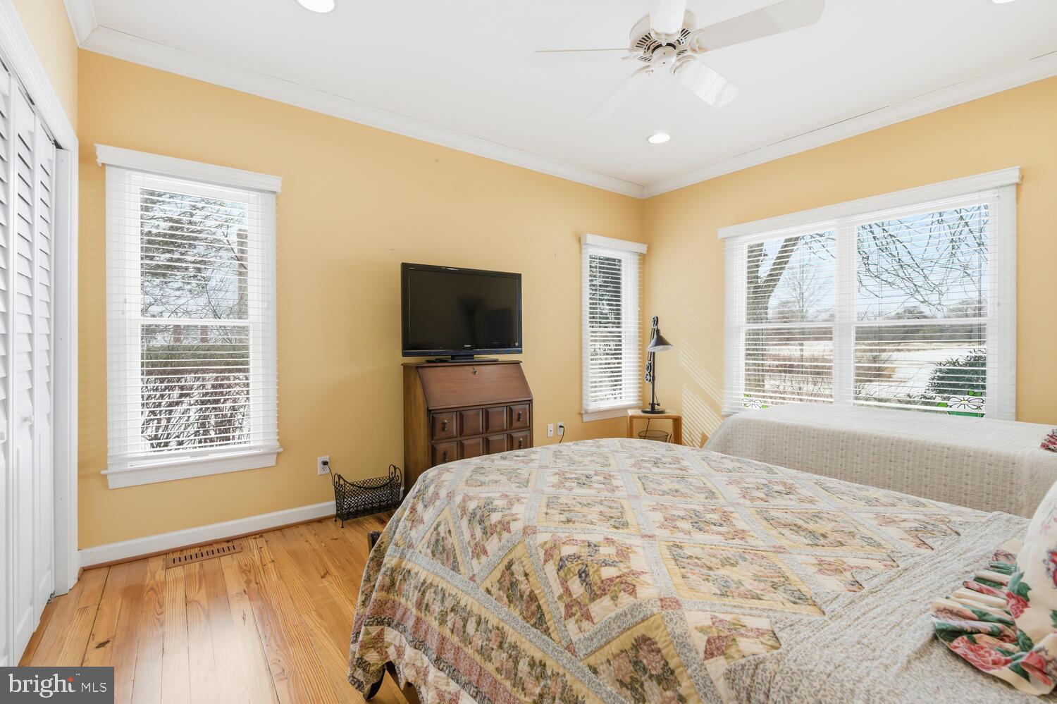 7681 EASTON CLUB DRIVE