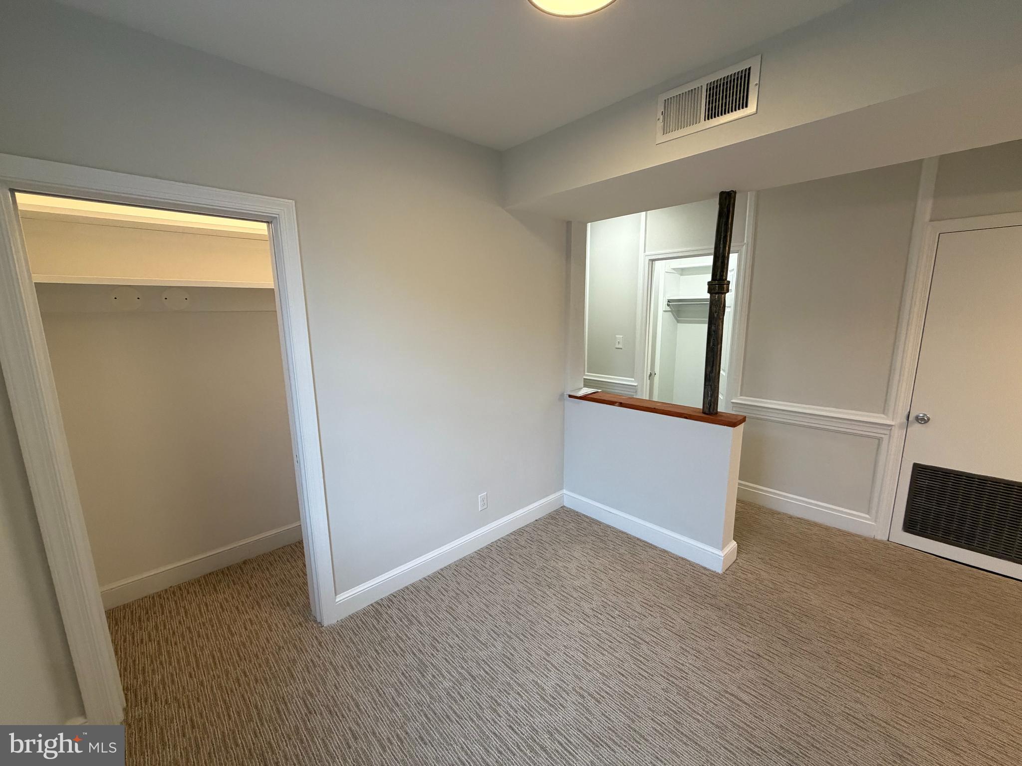 123 N WASHINGTON STREET