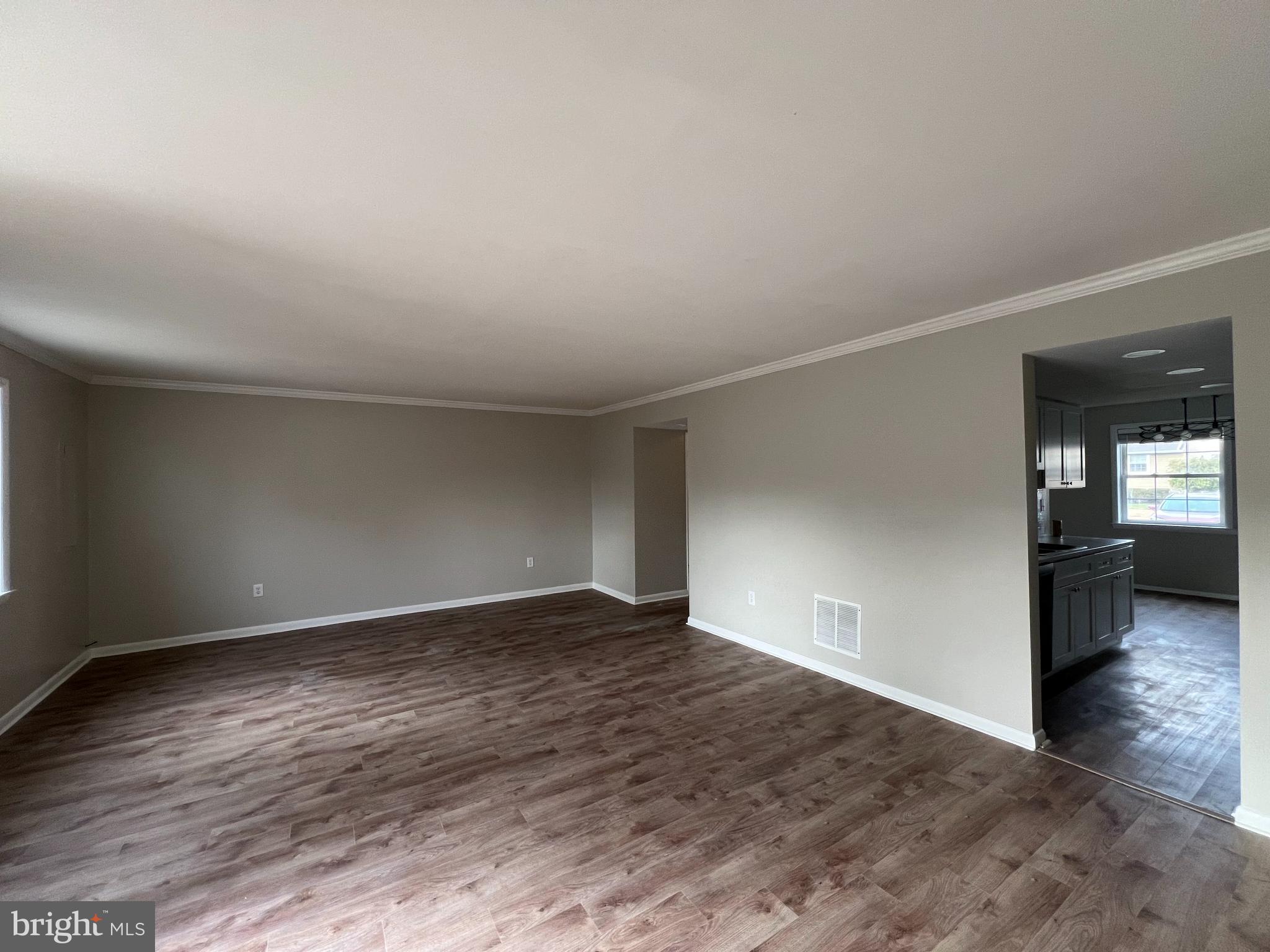 29595 DUTCHMANS LANE 21