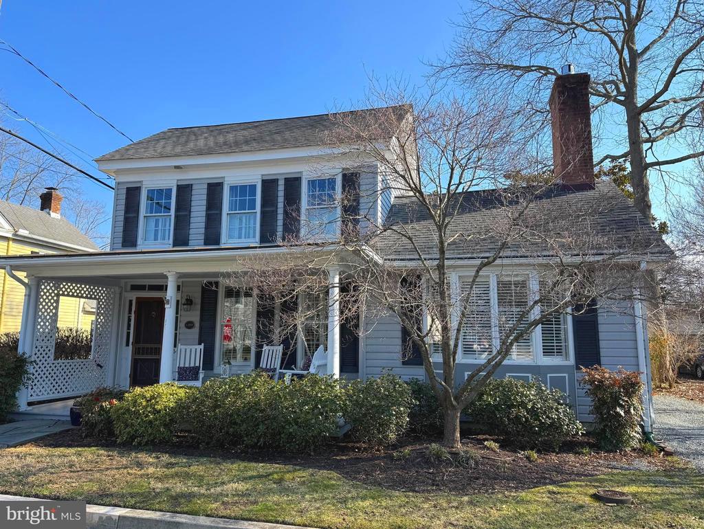 114 E CHEW AVENUE