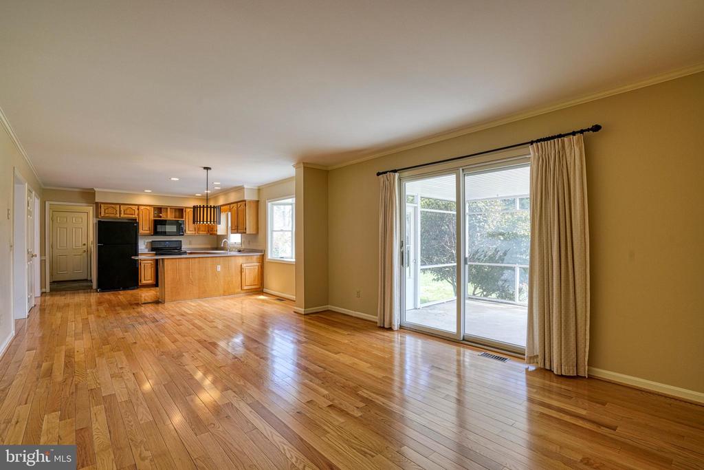 200 SPRING DRIVE