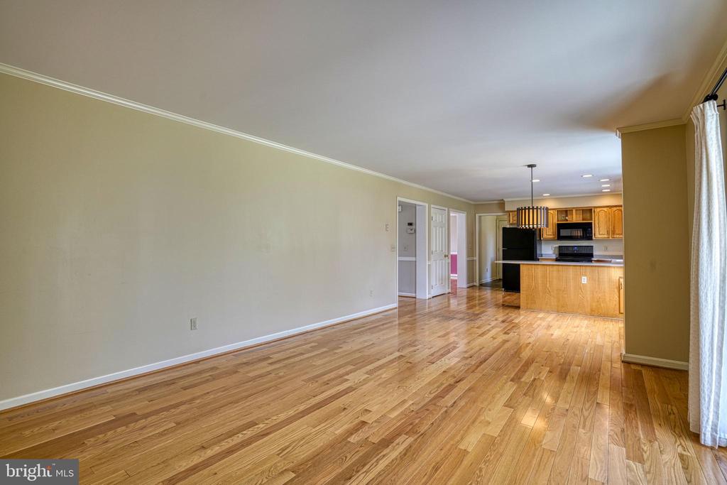 200 SPRING DRIVE
