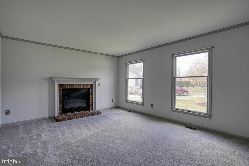 200 SPRING DRIVE