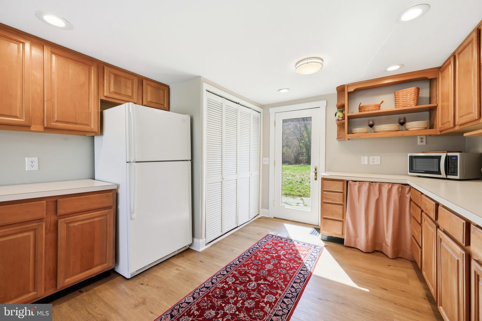 6390 BOZMAN NEAVITT ROAD