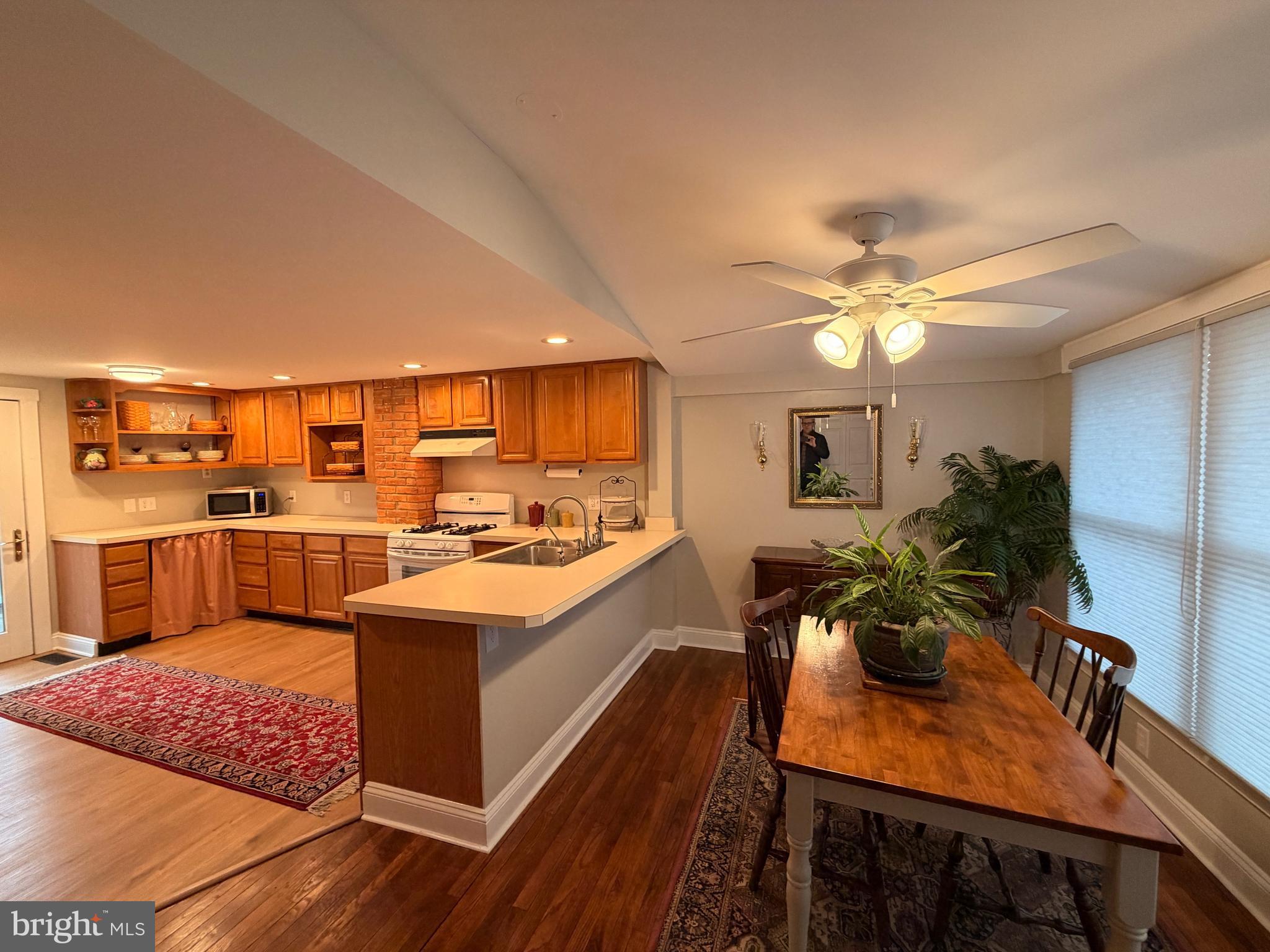 6390 BOZMAN NEAVITT ROAD