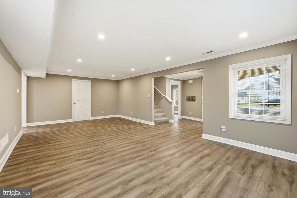 21524 CHICKEN POINT ROAD