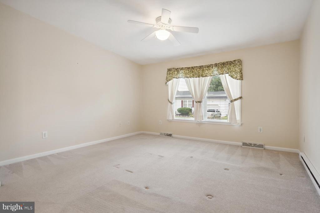 29 KENSINGTON DRIVE