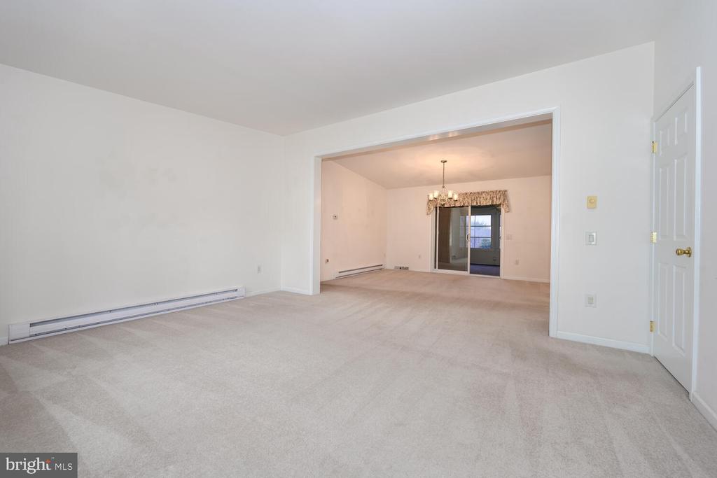 29 KENSINGTON DRIVE