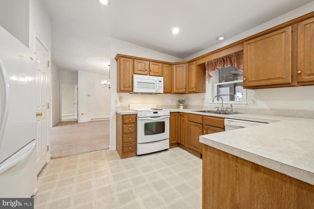 29 KENSINGTON DRIVE