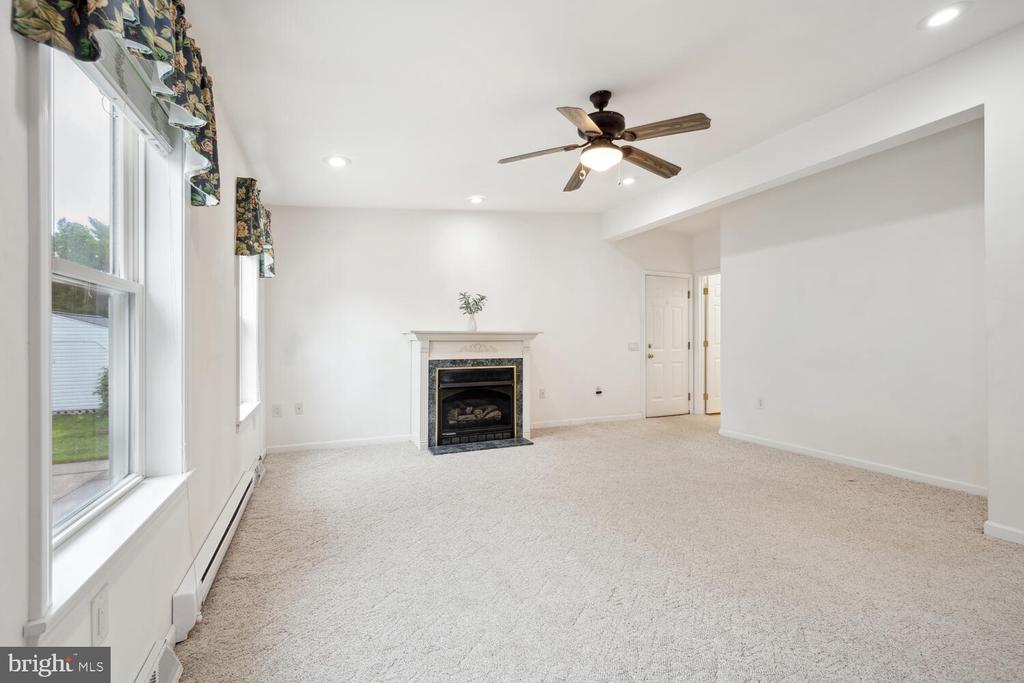 29 KENSINGTON DRIVE