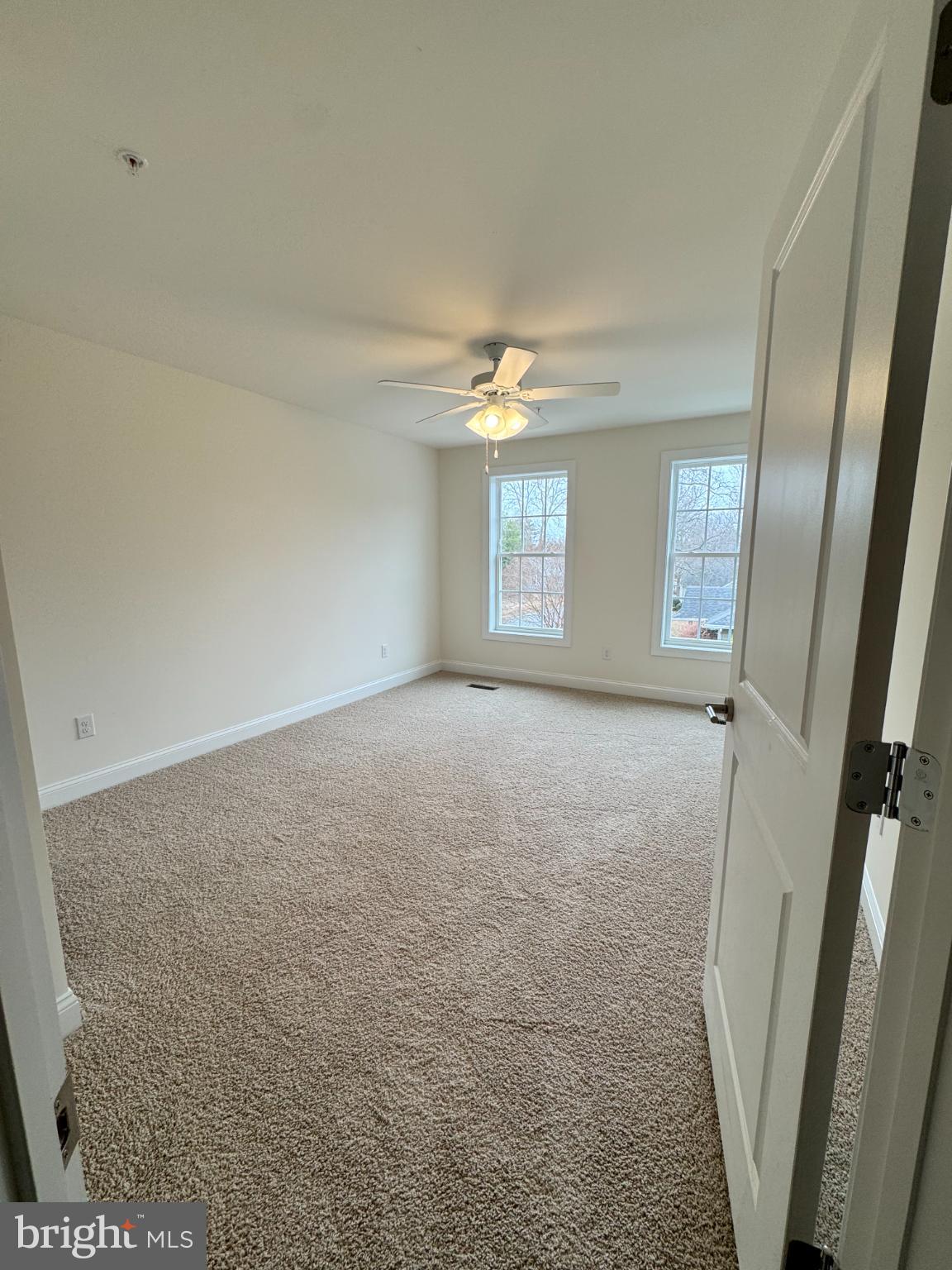 300 DIXON STREET 204