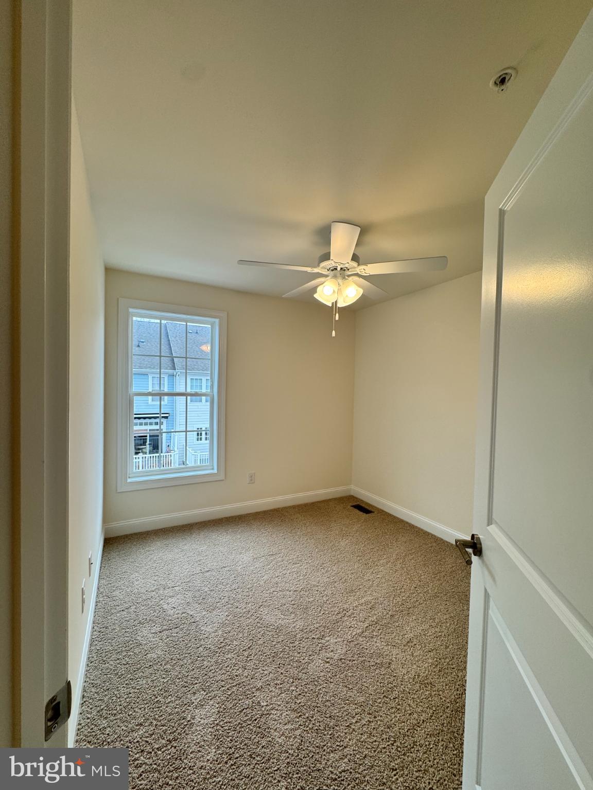 300 DIXON STREET 204