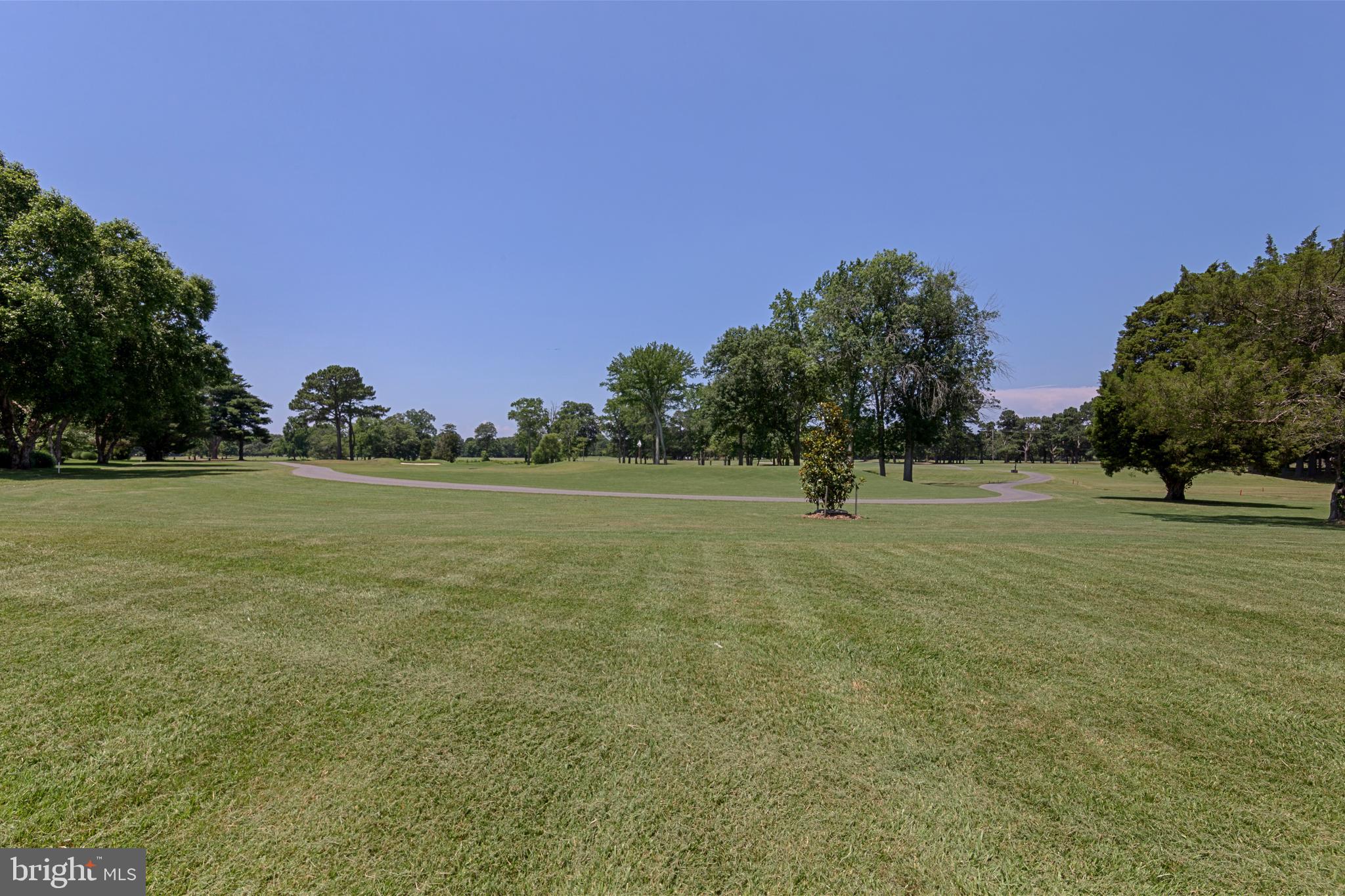 6372 COUNTRY CLUB DRIVE