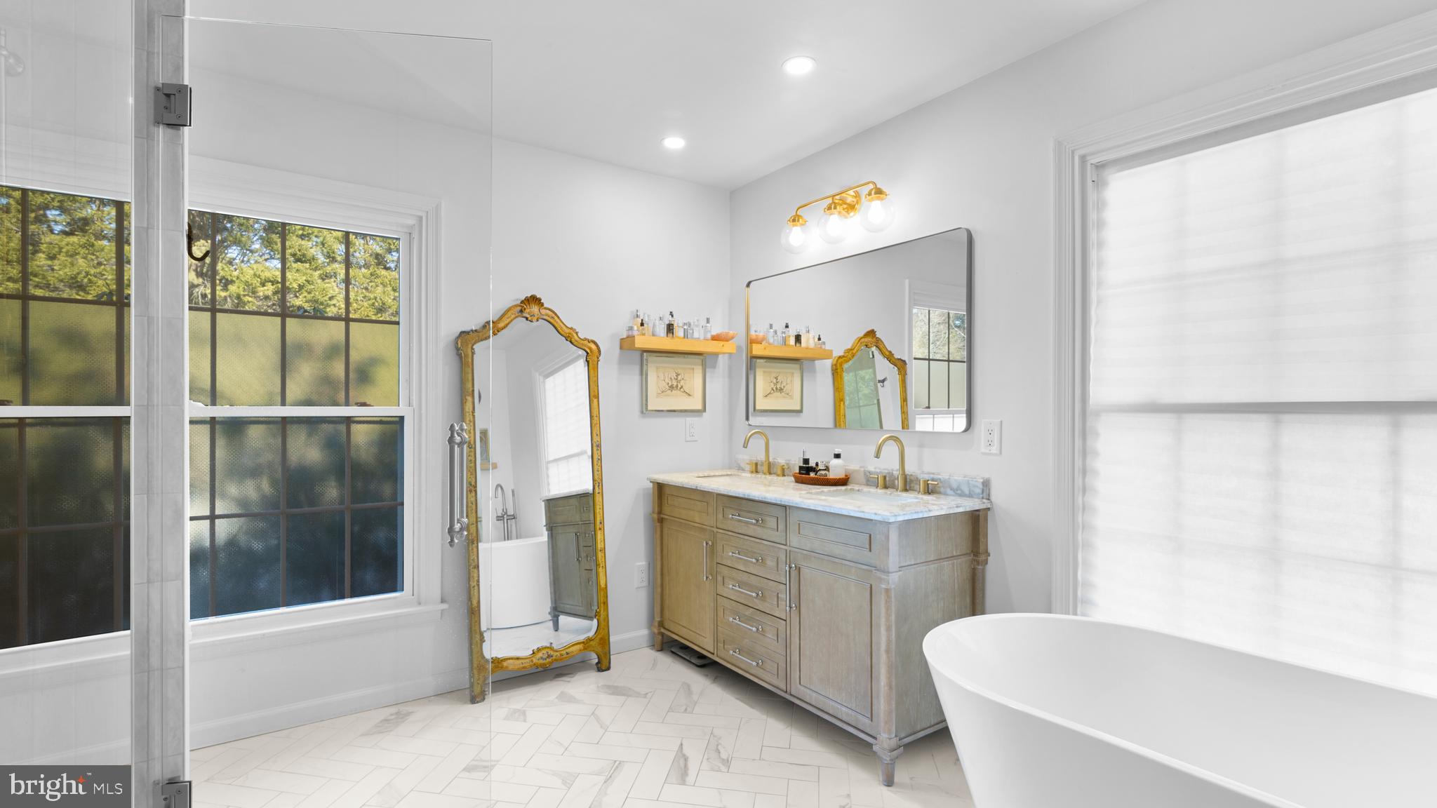 6372 COUNTRY CLUB DRIVE