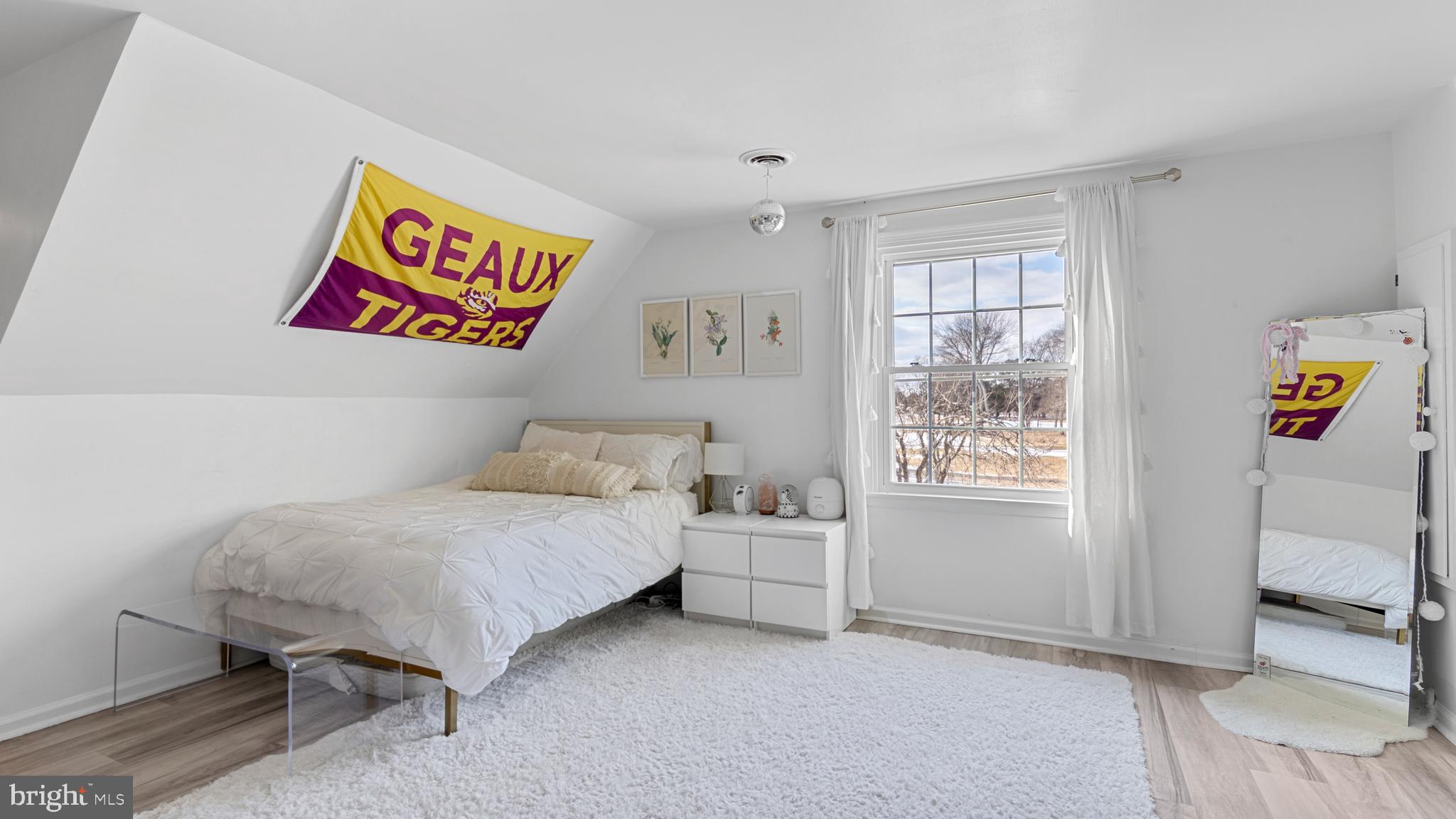 6372 COUNTRY CLUB DRIVE