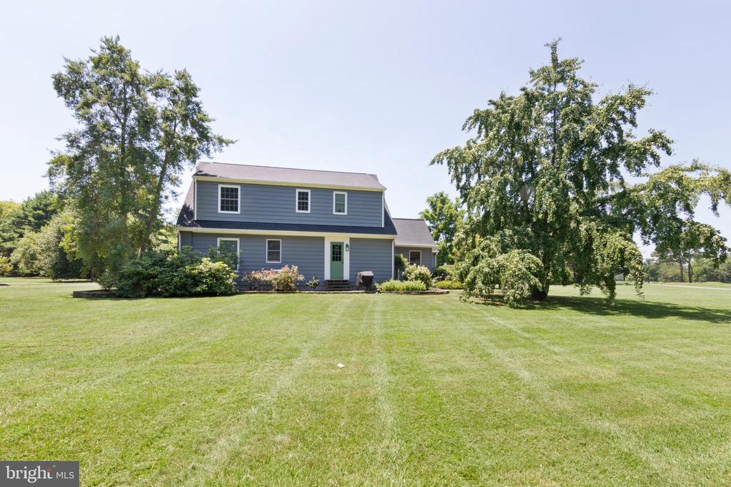 6372 COUNTRY CLUB DRIVE