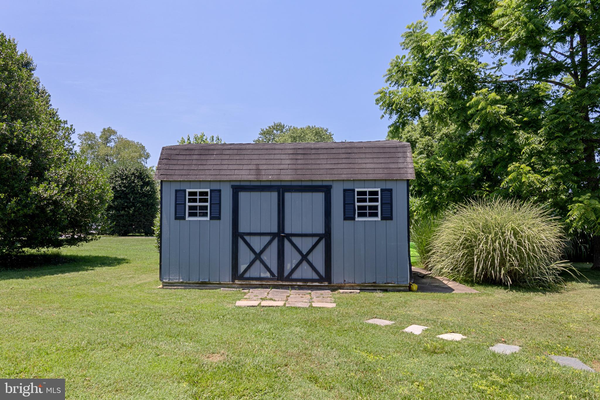 6372 COUNTRY CLUB DRIVE