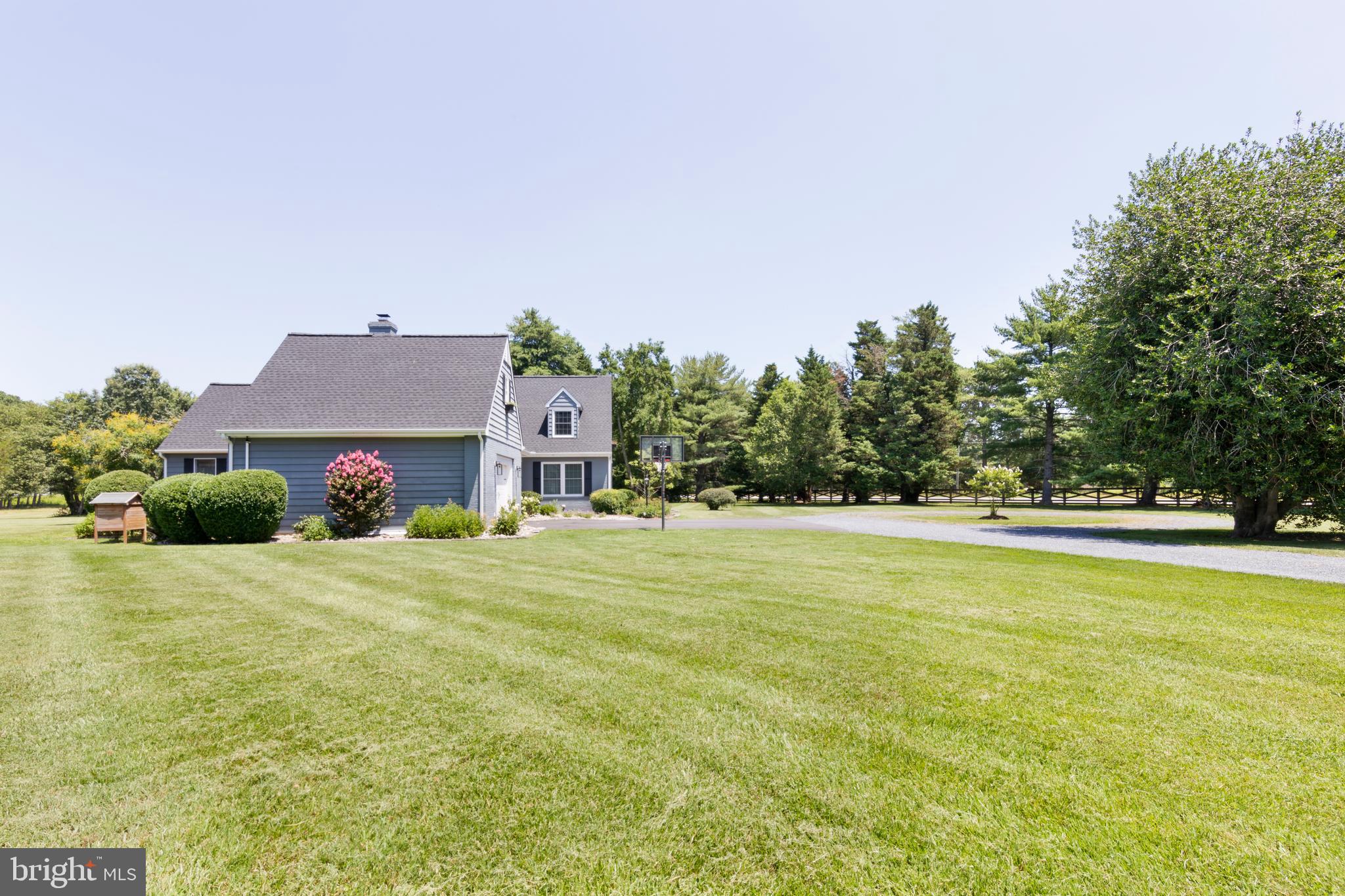 6372 COUNTRY CLUB DRIVE