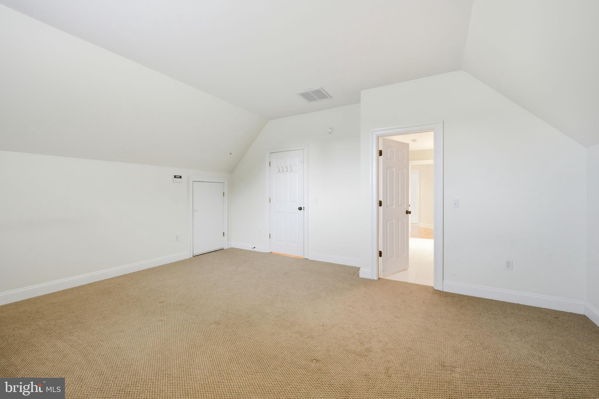 7106 WHEELER PARK CIRCLE