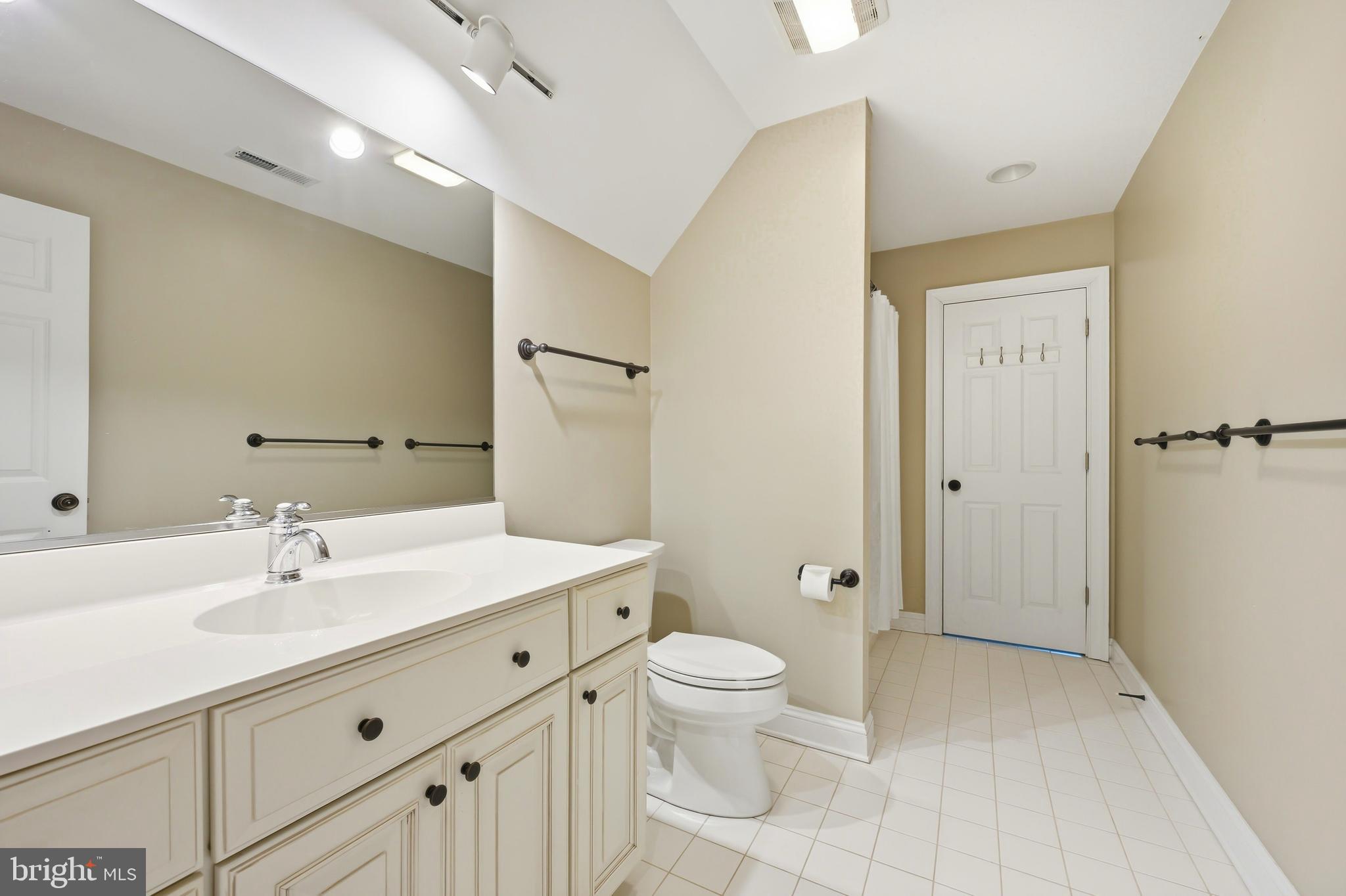 7106 WHEELER PARK CIRCLE