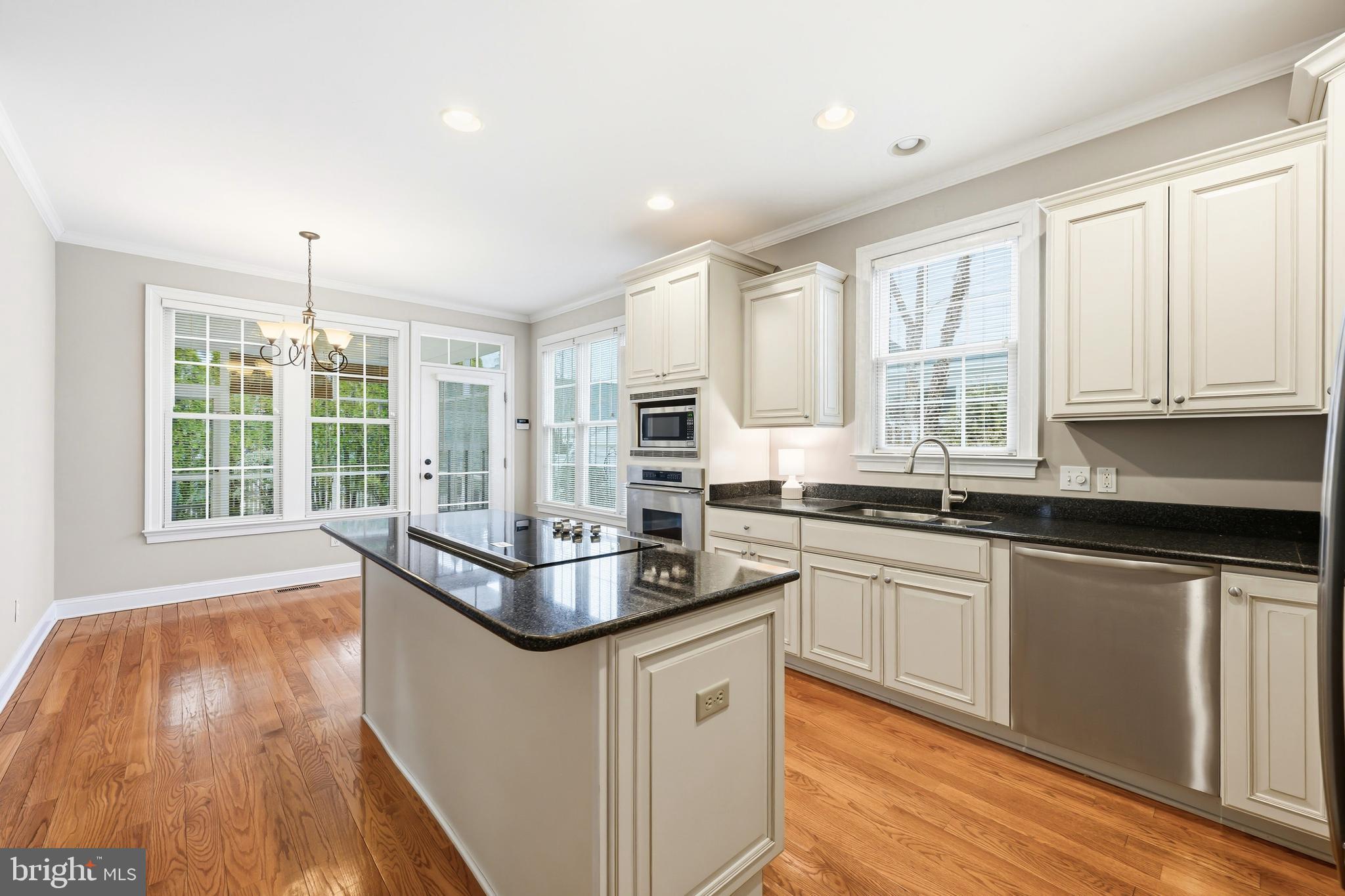 7106 WHEELER PARK CIRCLE