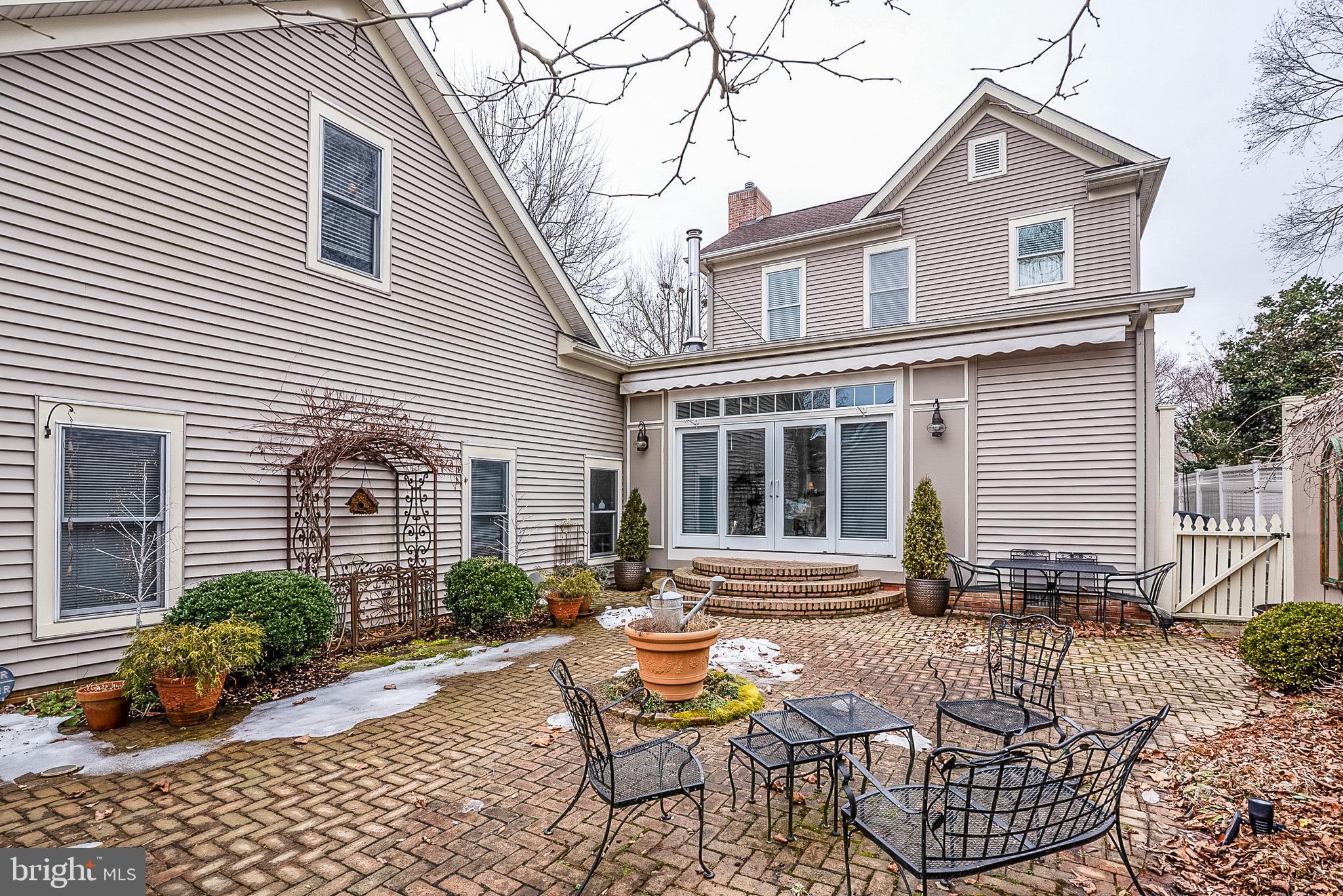 28713 EMANUEL STREET