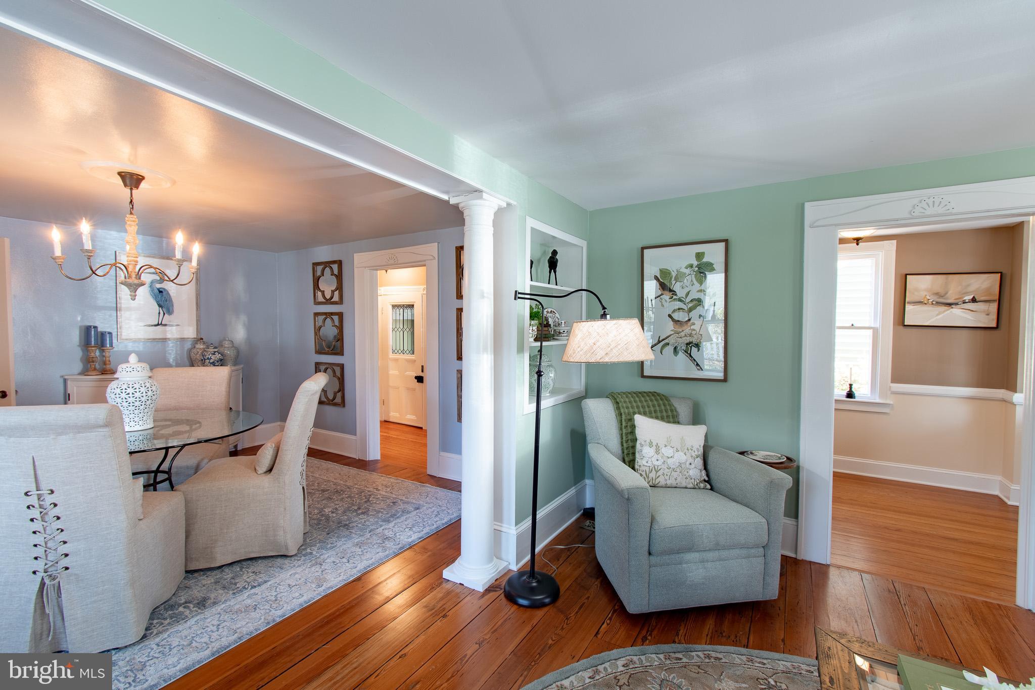 114 E CHESTNUT STREET