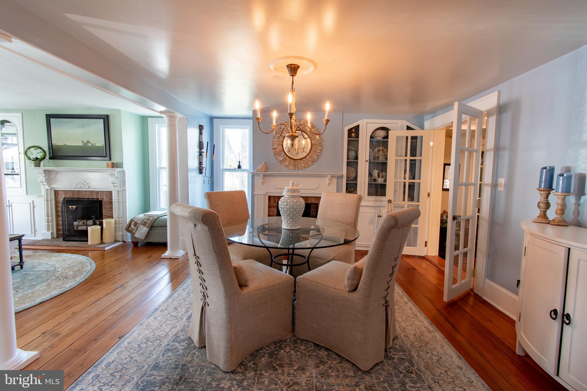 114 E CHESTNUT STREET