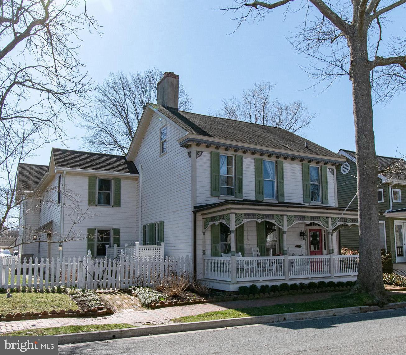 114 E CHESTNUT STREET