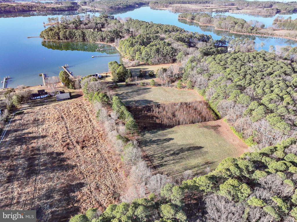 COOPER POINT ROAD