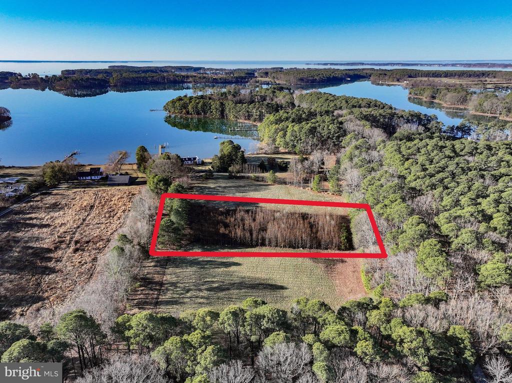 COOPER POINT ROAD