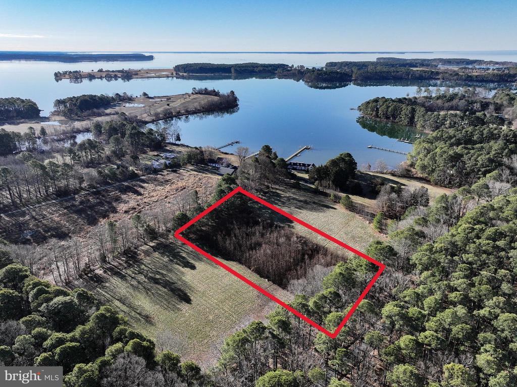 COOPER POINT ROAD