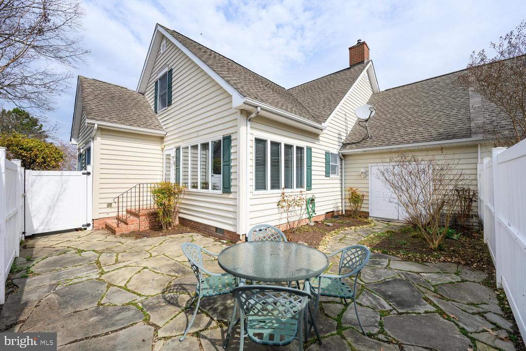 28524 AUGUSTA COURT