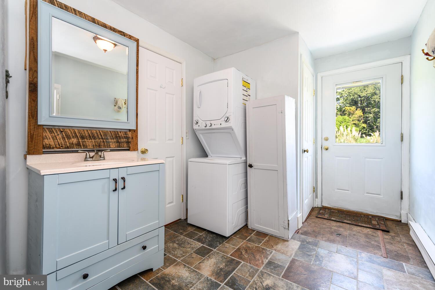 8000 BOZMAN NEAVITT ROAD