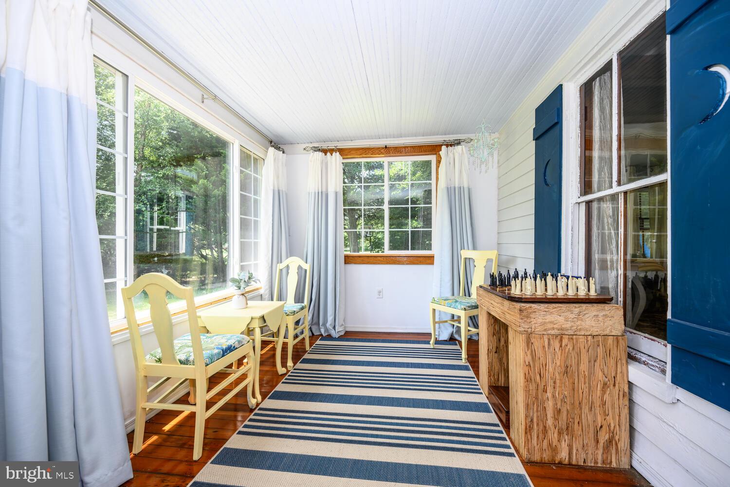 8000 BOZMAN NEAVITT ROAD