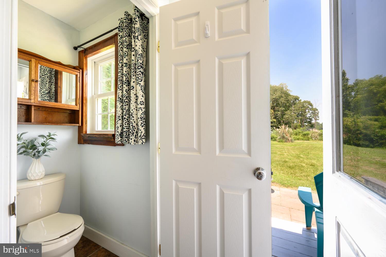 8000 BOZMAN NEAVITT ROAD