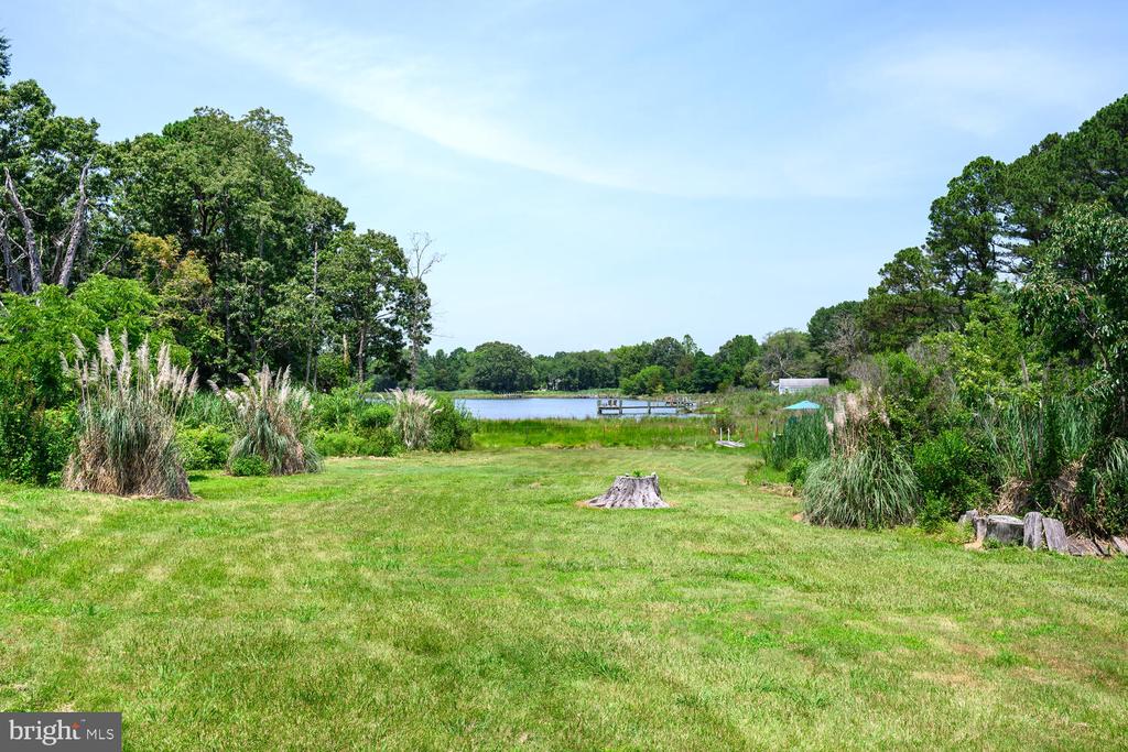 8000 BOZMAN NEAVITT ROAD