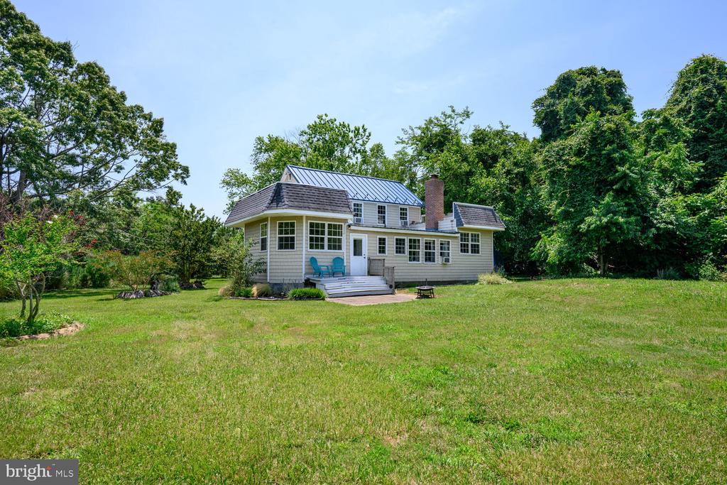 8000 BOZMAN NEAVITT ROAD
