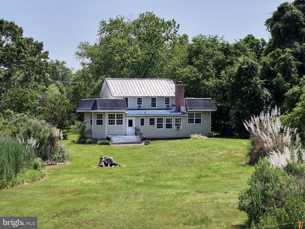 8000 BOZMAN NEAVITT ROAD