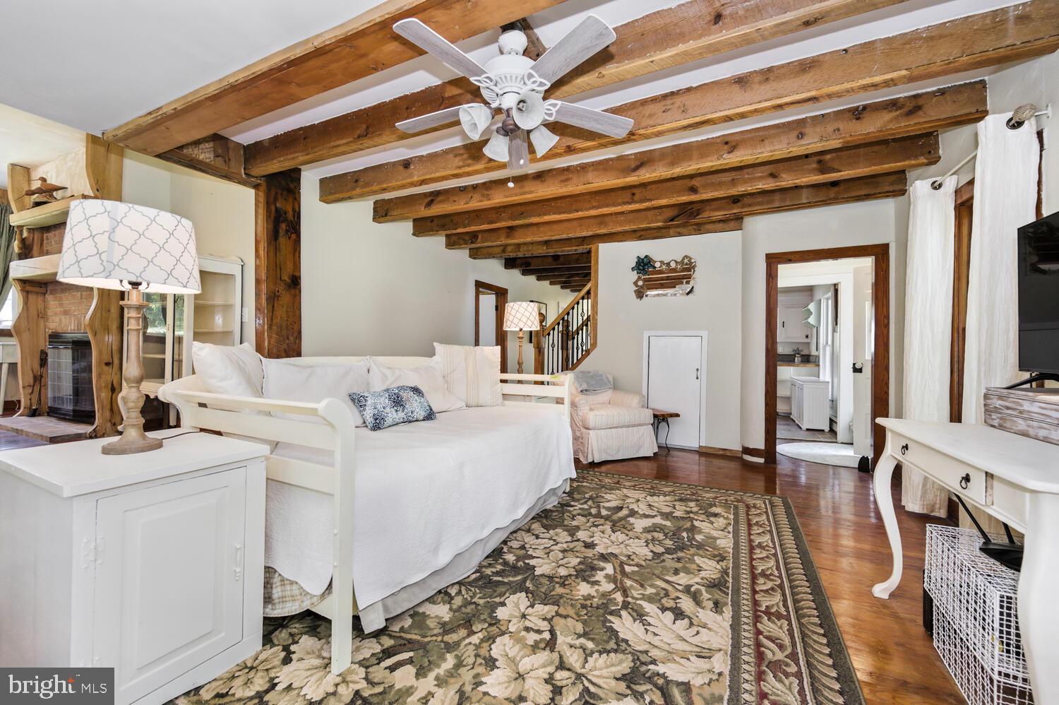 8000 BOZMAN NEAVITT ROAD