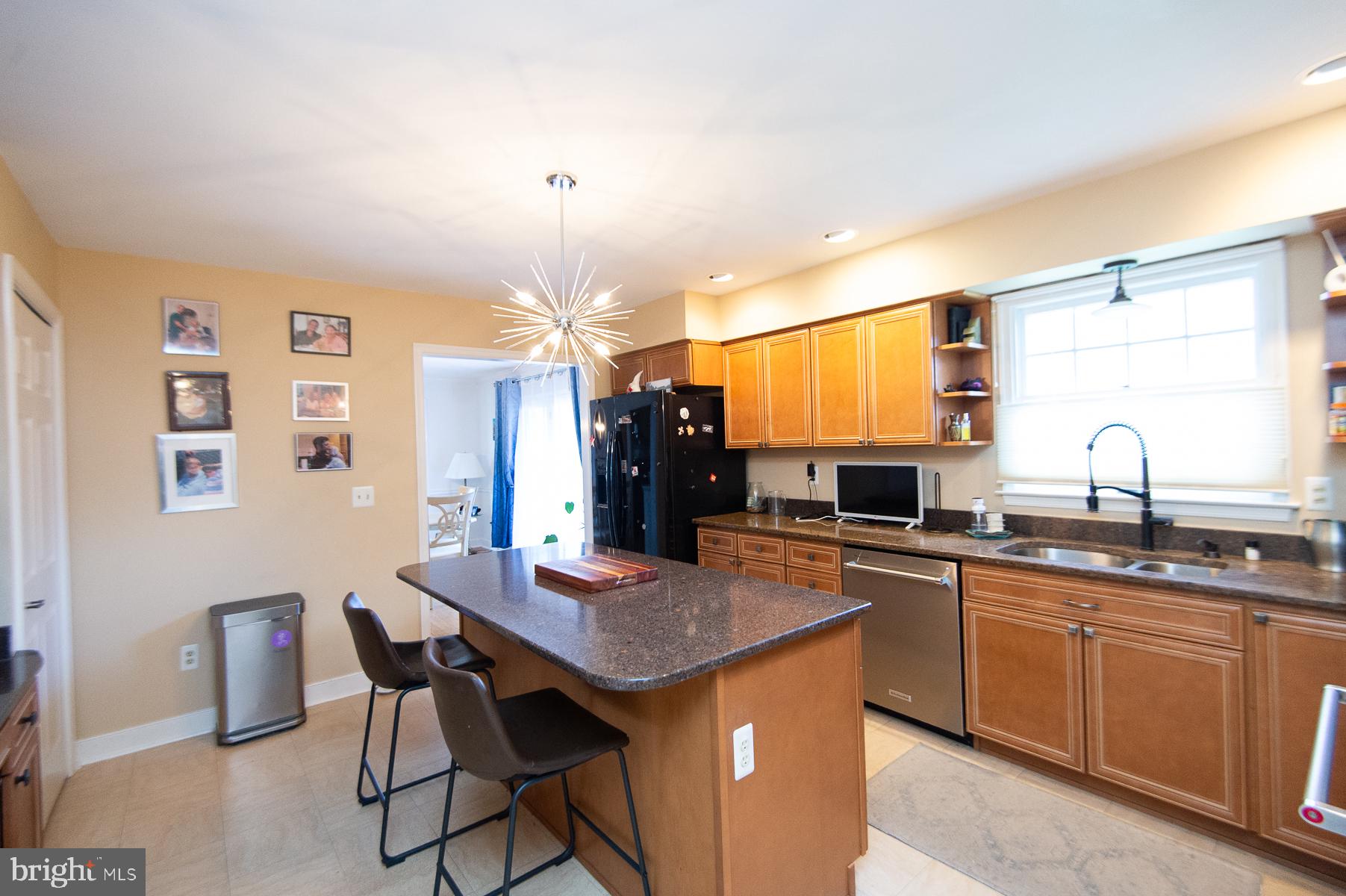 18 LONDONDERRY DRIVE