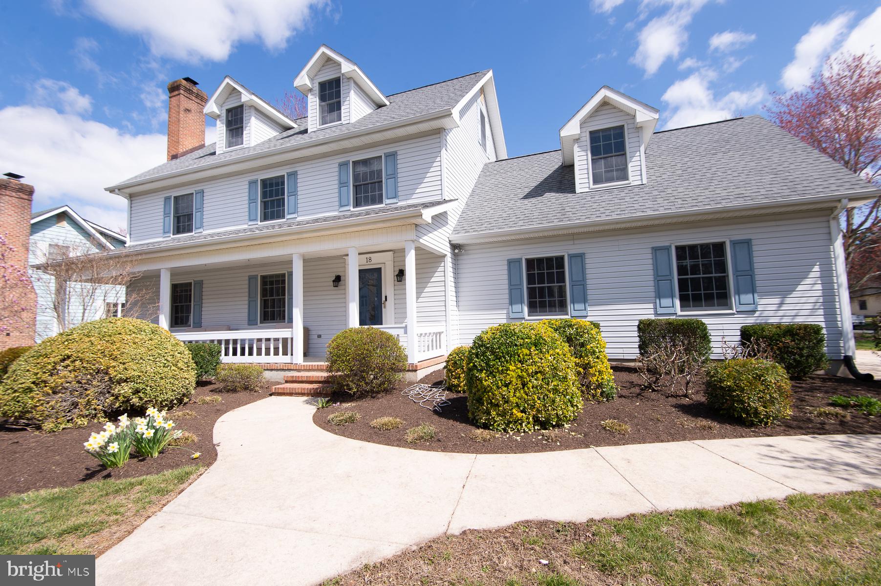 18 LONDONDERRY DRIVE