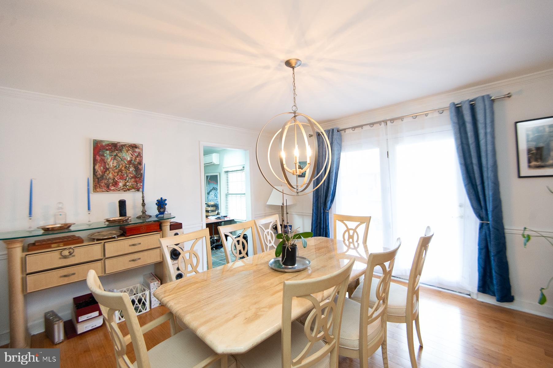 18 LONDONDERRY DRIVE