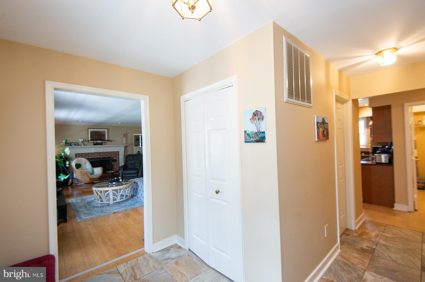 18 LONDONDERRY DRIVE