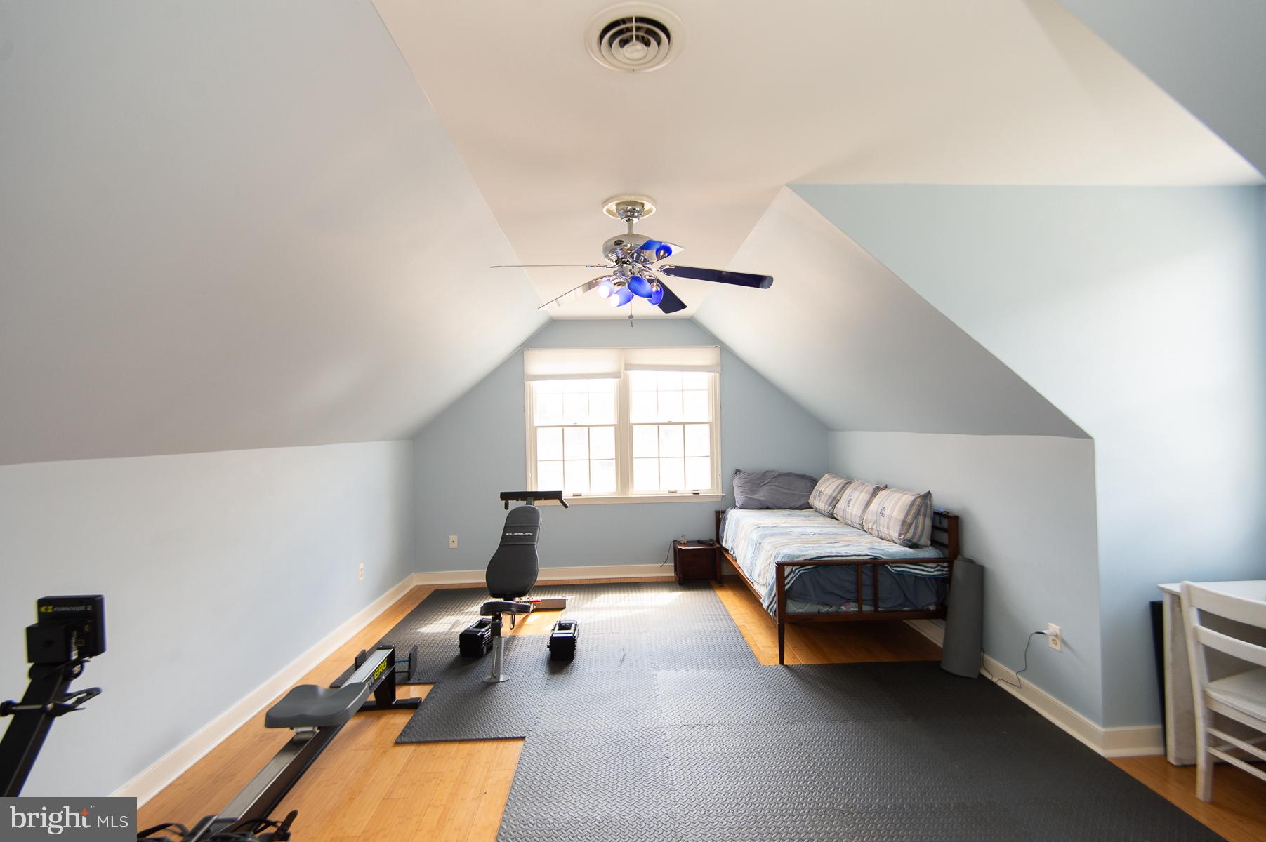 18 LONDONDERRY DRIVE