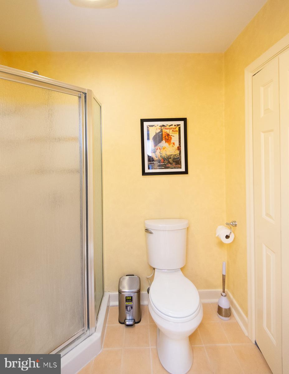 18 LONDONDERRY DRIVE